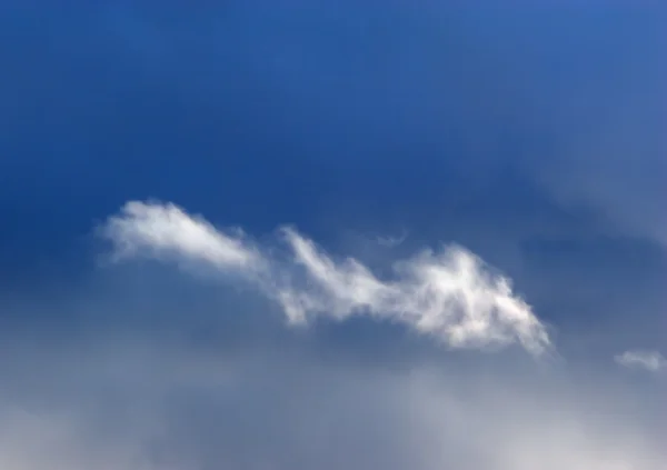 I wandered lonely as a cloudl — Stock Photo, Image