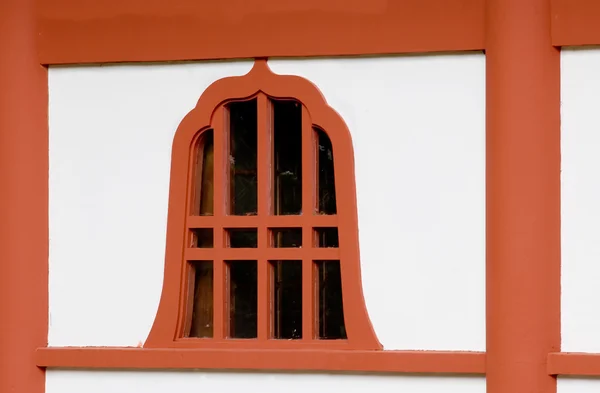 Dzwon w kształcie okna, byodo w świątyni — Zdjęcie stockowe