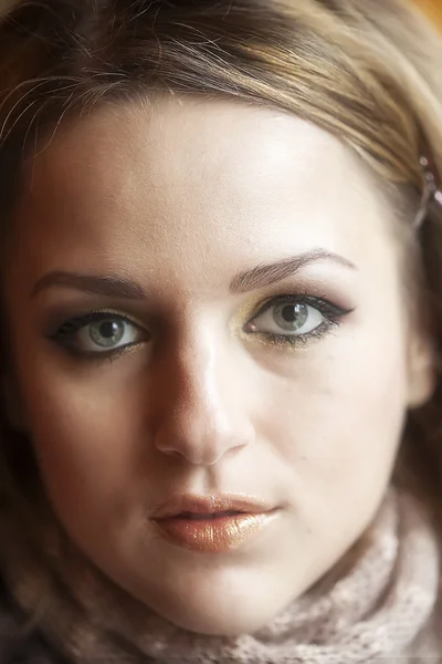 Young Woman with Beautiful Blue Eyes — Stock Photo, Image