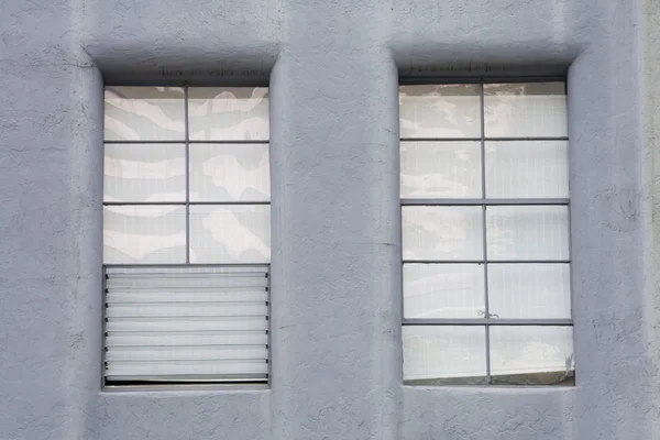 A Tale of Two Windows — Stock Photo, Image