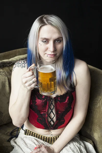 Goth Girl with Blue Hair Has One Too Many Beers — Stock Photo, Image