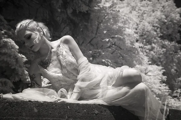 Infrared Photo of Young Woman iin Her Lingerie — Stock Photo, Image