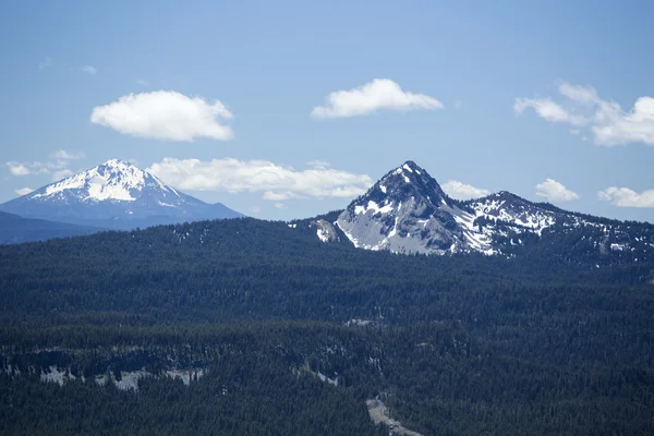 Mountain View from the Rim of Crater Lake — Stock Photo, Image