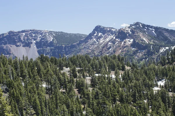 Le bord du lac du Cratère — Photo