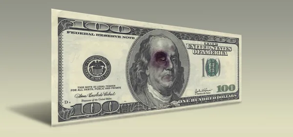 Billet de cent dollars avec Ben Franklin battu — Photo