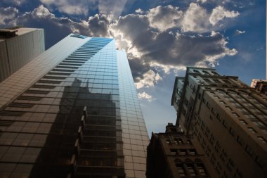 şehir bina ve gökyüzü