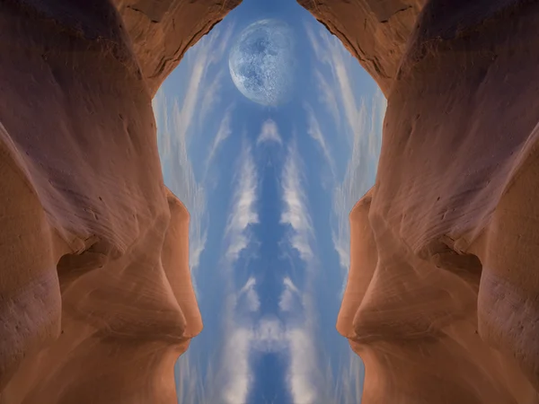 Red Stone Cavern with Moon — Stock Photo, Image