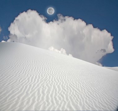 Full moon at White Sands