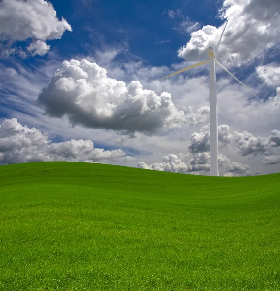 Wind mill on grass — Stock Photo, Image