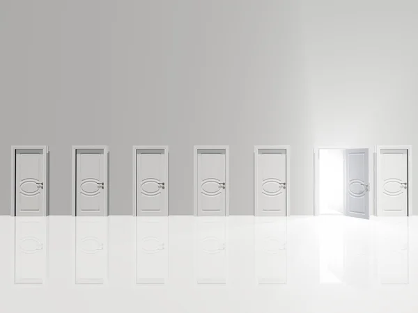 Sinigle puerta abierta emite luz en enorme pared blanca en el espacio blanco —  Fotos de Stock