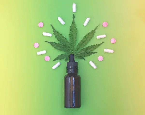 Cbd Piller Grupp Cbd Kapslar Och Rosa Cannabidiol Piller Och — Stockfoto