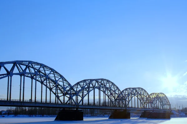 Tren Köprüsü yan görünüm