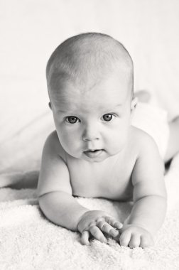 Sevimli mutlu bebek.