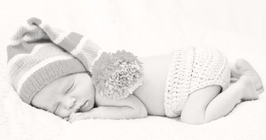 yakın çekim yeni doğmuş bebek uyku