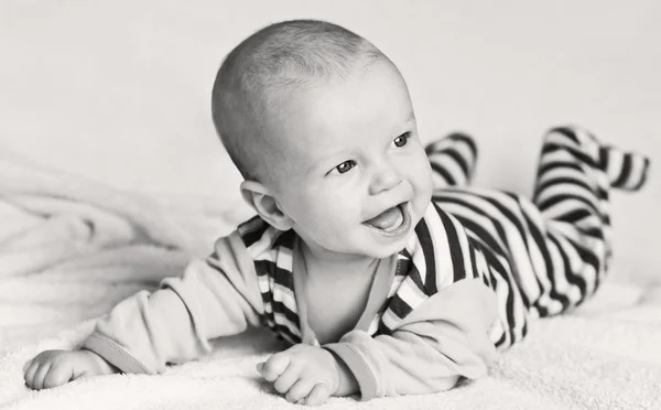 快乐男孩笑的宝宝 — 图库照片