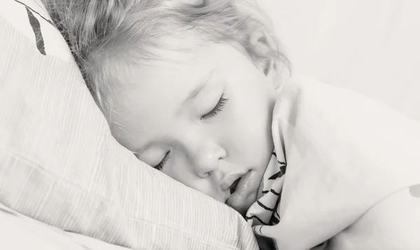 Littler girl is sleeping — Stock Photo, Image