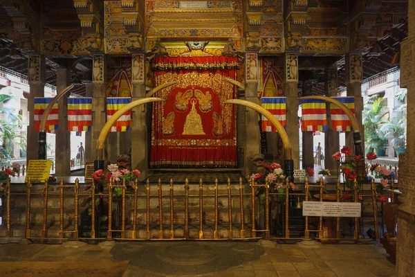 Buddha tooth Manastırı