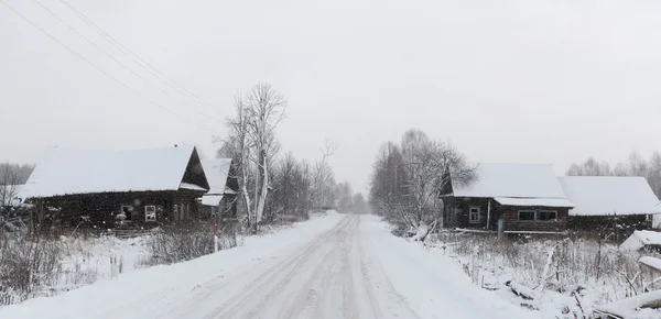 Russisches verlassenes Dorf — Stockfoto