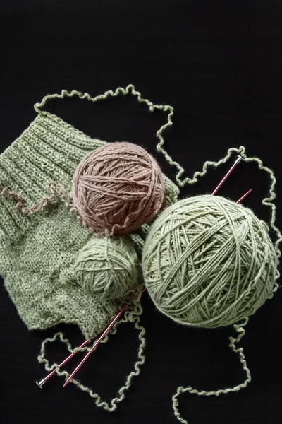 天然羊毛から編み — ストック写真