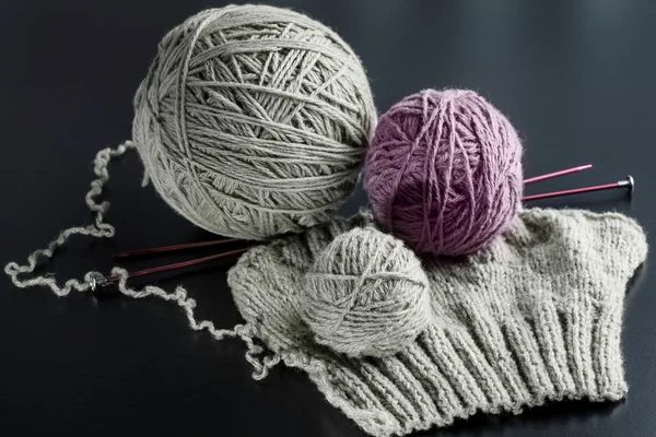天然羊毛から編み — ストック写真