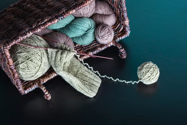 Knitting from natural wool — Stock Photo, Image