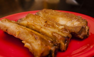 kavrulmuş Domuz kaburga