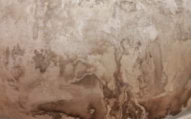 oksitlenmiş metal bir yüzeye