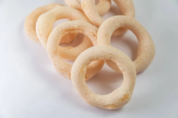 Comida Brasileira Biscoito Polvilho Sobre Fundo Branco — Fotografia de Stock