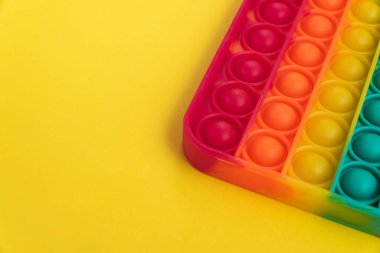 Fidget popit oyuncak gökkuşağı rengi - stres karşıtı, eğlenceli ve eğitici