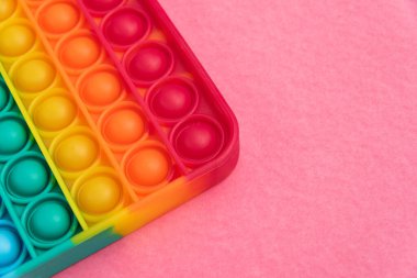 Fidget popit oyuncak gökkuşağı rengi - stres karşıtı, eğlenceli ve eğitici