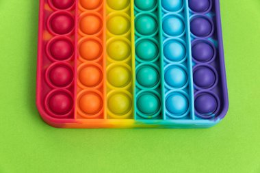 Fidget popit oyuncak gökkuşağı rengi - stres karşıtı, eğlenceli ve eğitici