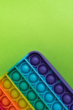 Fidget popit oyuncak gökkuşağı rengi - stres karşıtı, eğlenceli ve eğitici