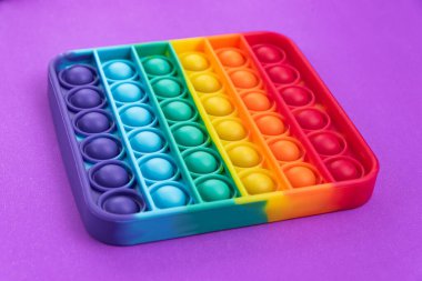 Fidget popit oyuncak gökkuşağı rengi - stres karşıtı, eğlenceli ve eğitici