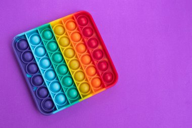 Fidget popit oyuncak gökkuşağı rengi - stres karşıtı, eğlenceli ve eğitici