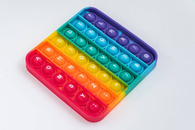 Fidget popit oyuncak gökkuşağı rengi - stres karşıtı, eğlenceli ve eğitici