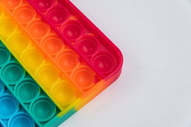 Fidget popit oyuncak gökkuşağı rengi - stres karşıtı, eğlenceli ve eğitici