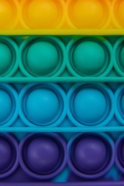 Fidget popit oyuncak gökkuşağı rengi - stres karşıtı, eğlenceli ve eğitici