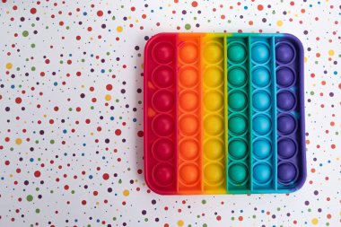 Fidget popit oyuncak gökkuşağı rengi - stres karşıtı, eğlenceli ve eğitici