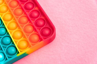 Fidget it toy gökkuşağı rengi, anti-stres, eğlence ve eğitici