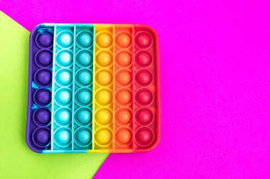 Fidget it toy gökkuşağı rengi, anti-stres, eğlence ve eğitici