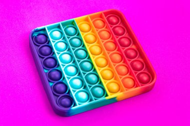 Fidget it toy gökkuşağı rengi, anti-stres, eğlence ve eğitici