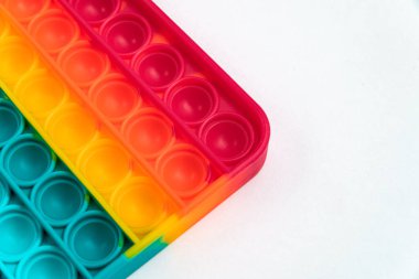 Fidget it toy gökkuşağı rengi, anti-stres, eğlence ve eğitici