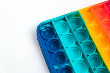 Fidget it toy gökkuşağı rengi, anti-stres, eğlence ve eğitici