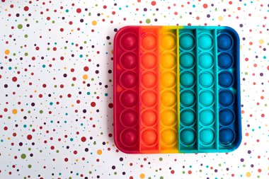 Fidget it toy gökkuşağı rengi, anti-stres, eğlence ve eğitici