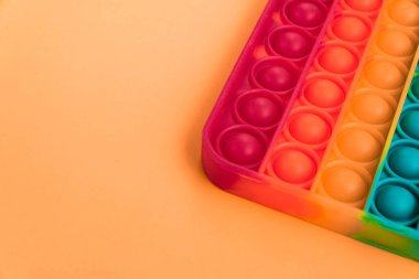 Fidget it toy gökkuşağı rengi, anti-stres, eğlence ve eğitici