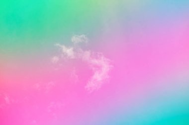 Bulutları olan inanılmaz güzel bir gökyüzü