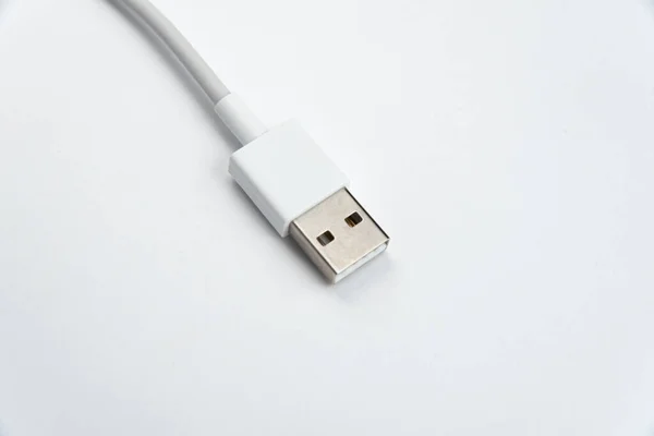 Usb Kabel Über Weißem Isolierten Hintergrund — Stockfoto