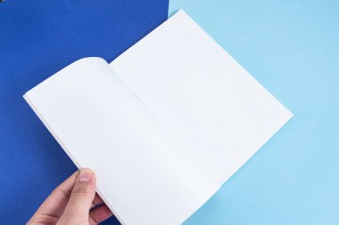 Arkaplan üzerinde fiziksel kağıt kitap - yakın plan