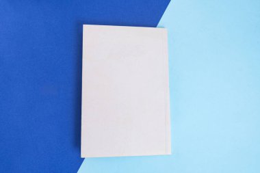 Arkaplan üzerinde fiziksel kağıt kitap - yakın plan