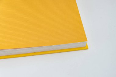 Arkaplan üzerinde fiziksel kağıt kitap - yakın plan